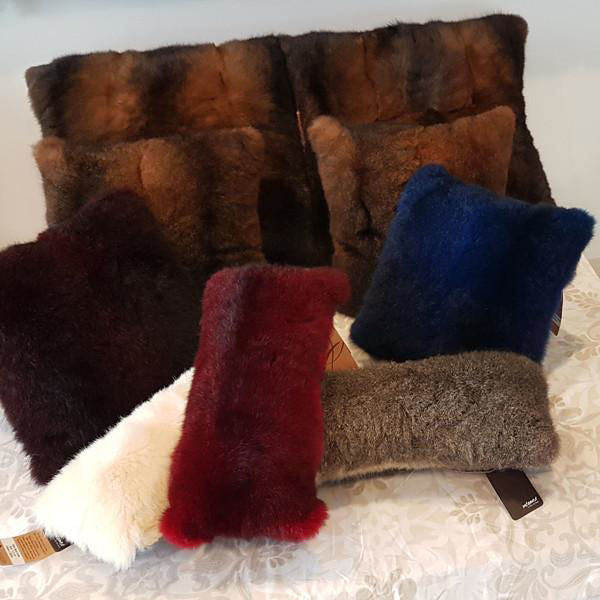 Possum Fur Cushion 0.4m x 0.4m 2 skins